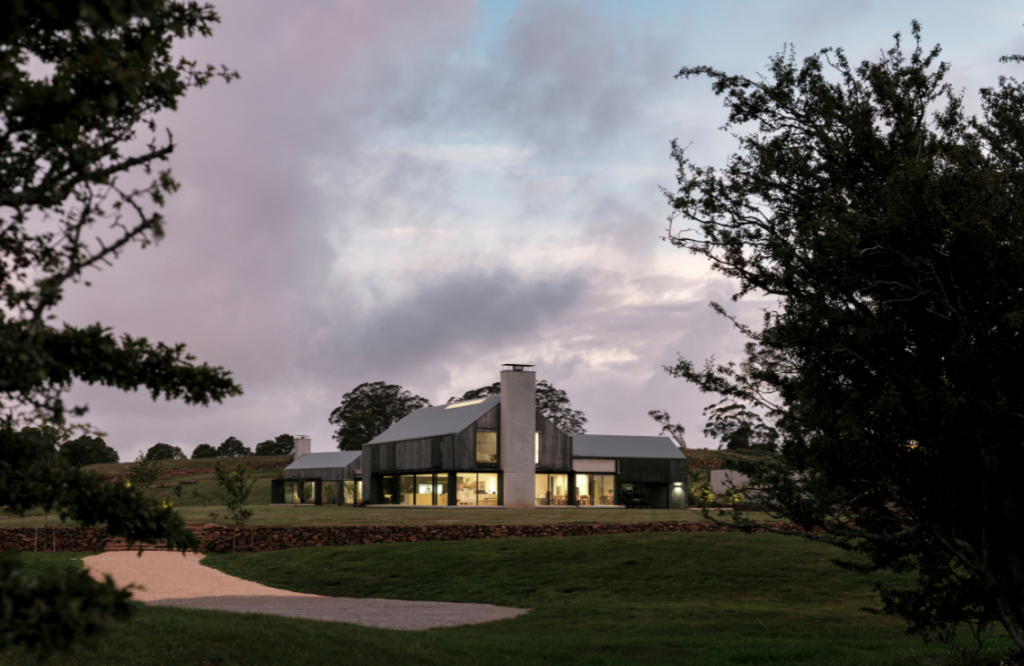 Highlands House by Luke Moloney Architecture